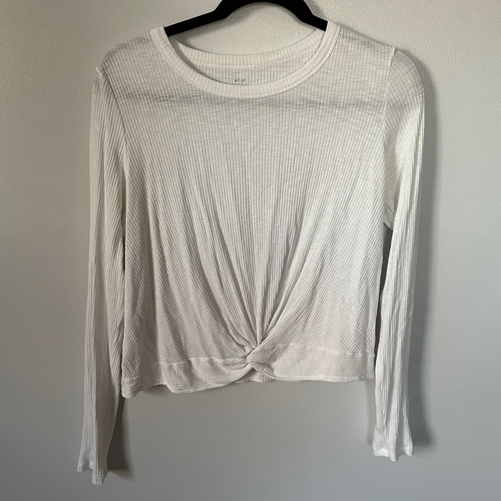 American Eagle aerie large white ribbed long sleeve shirt with twisted front